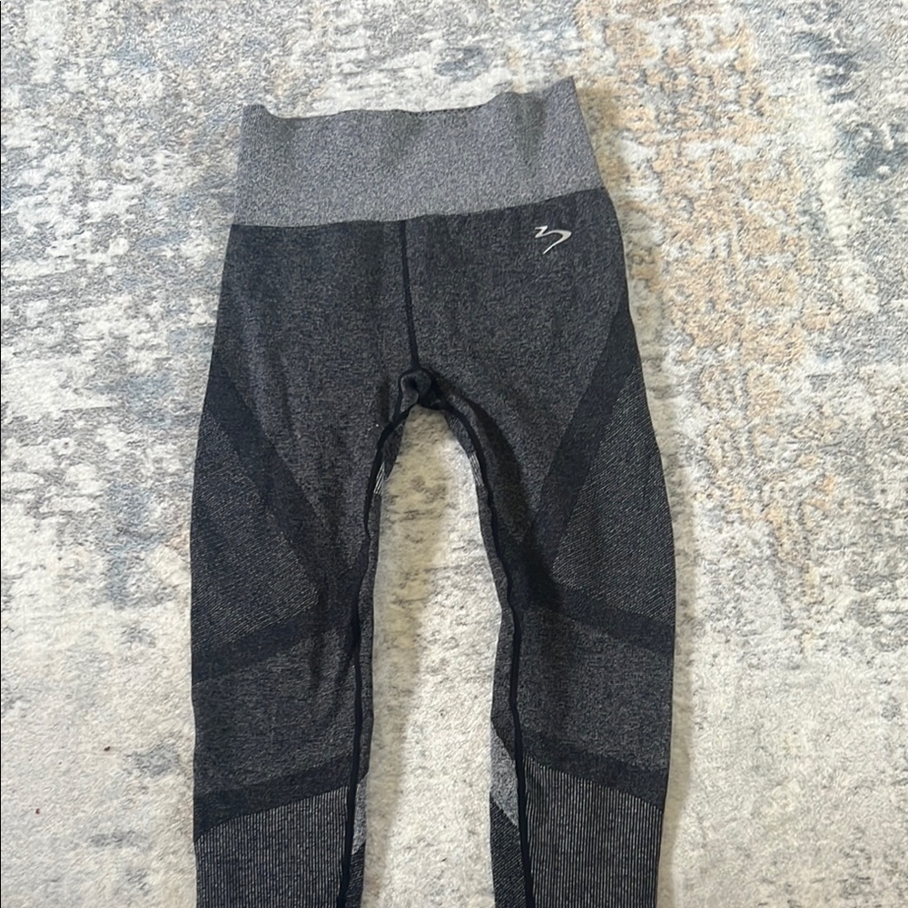 Beachbody Charcoal and Black Leggings